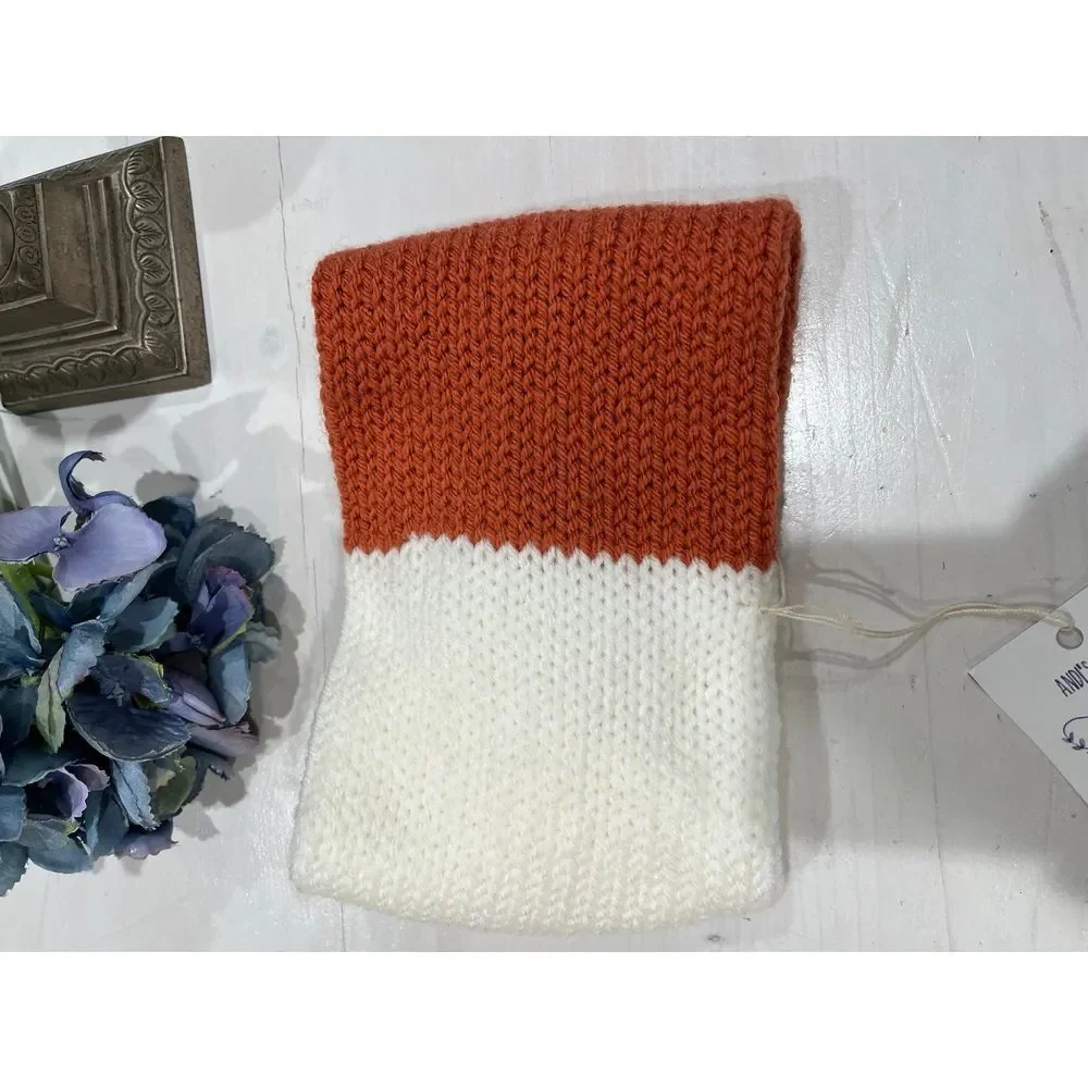 BRAND NEW! Hand made crocheted‎ ear warmer